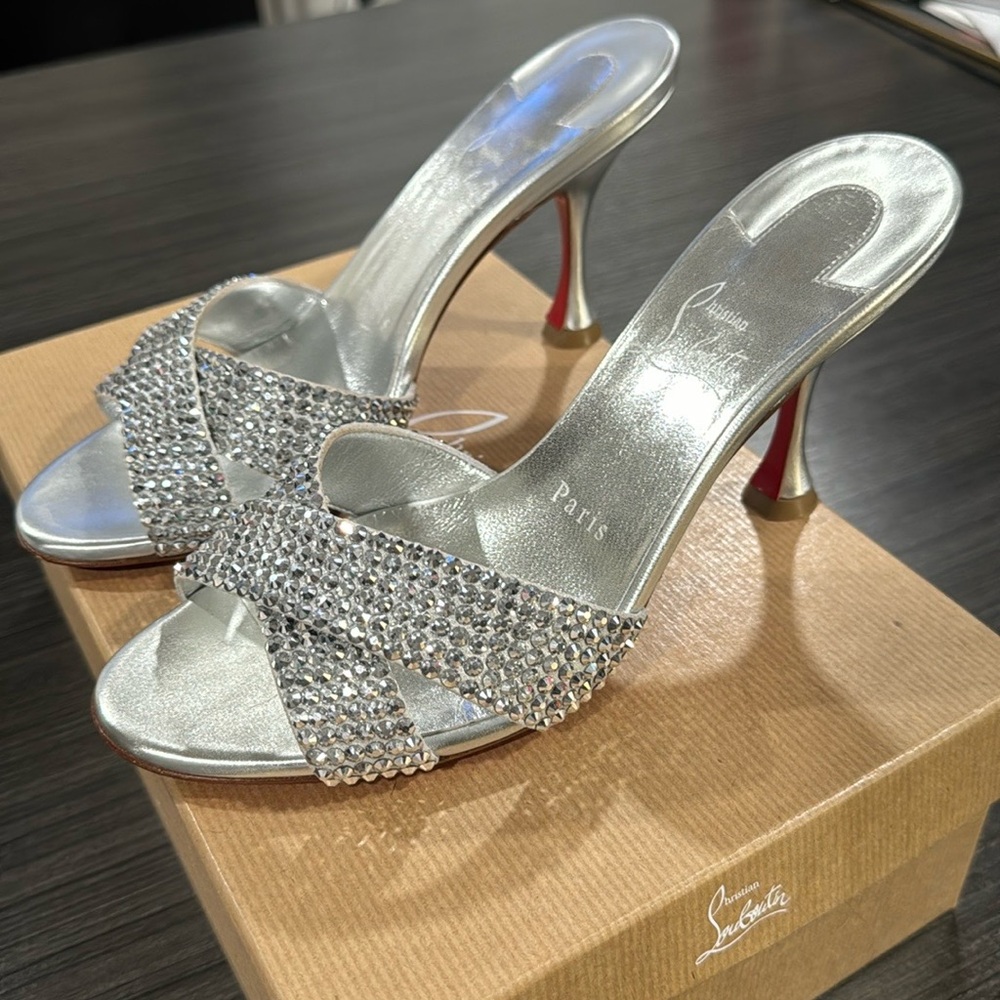 CHRISTIAN LOUBOUTIN HEELS